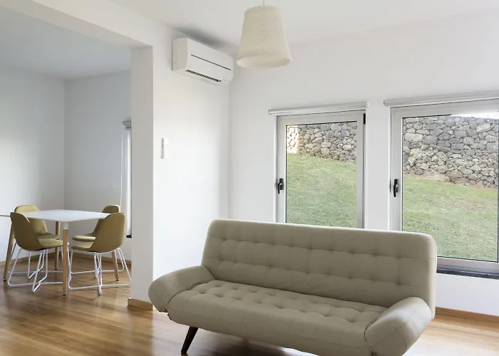 Lofts Azul Pastel 4* Horta (Azores)