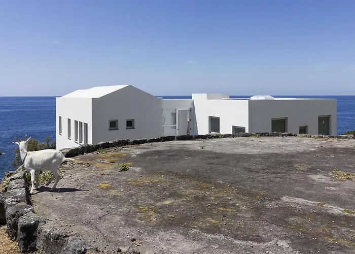 Lofts Azul Pastel 4* Horta (Azores)